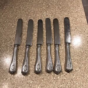 Community Silver Set of Knives